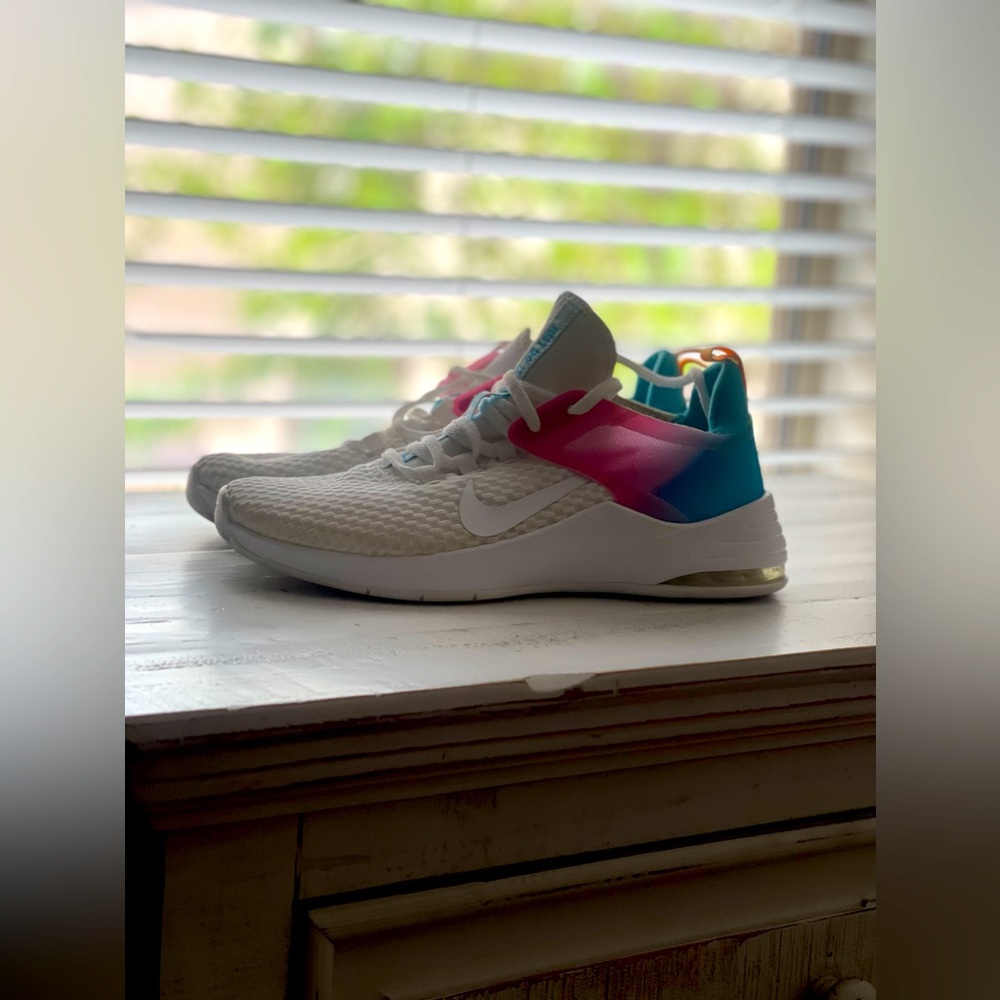Nike air